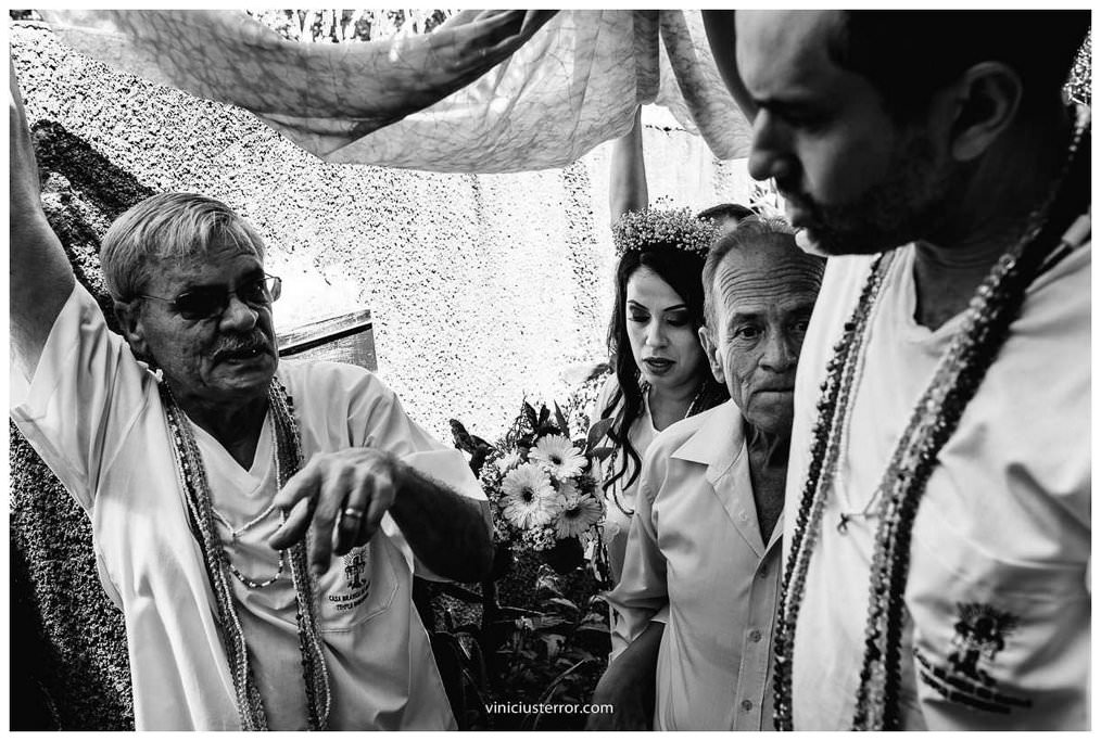 chegada da noiva cerimonia casamento umbandista