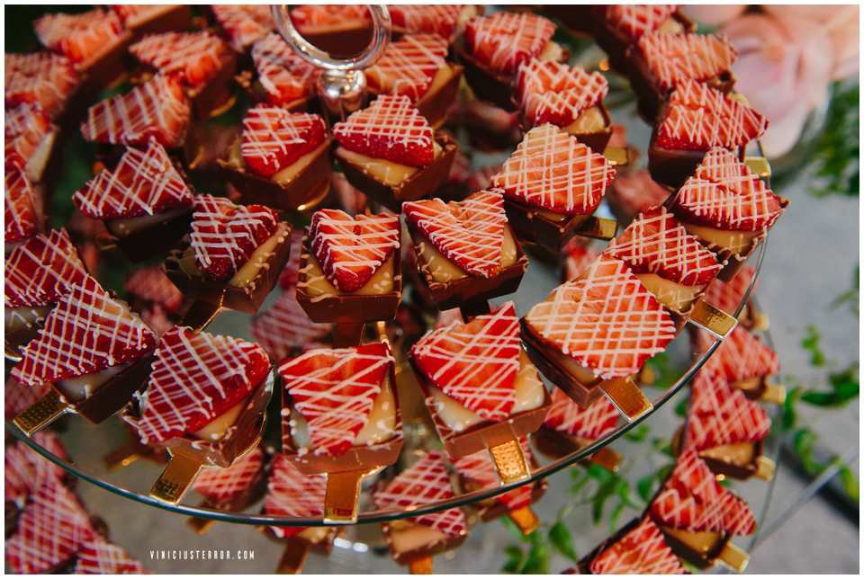 ideias-de-docinhos-para-casamento-de-dia