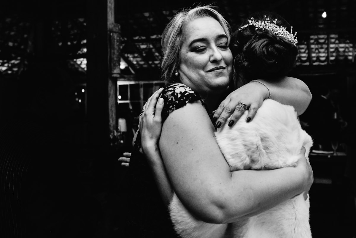 fotos espontaneas de casamento na vila relicario em ouro preto