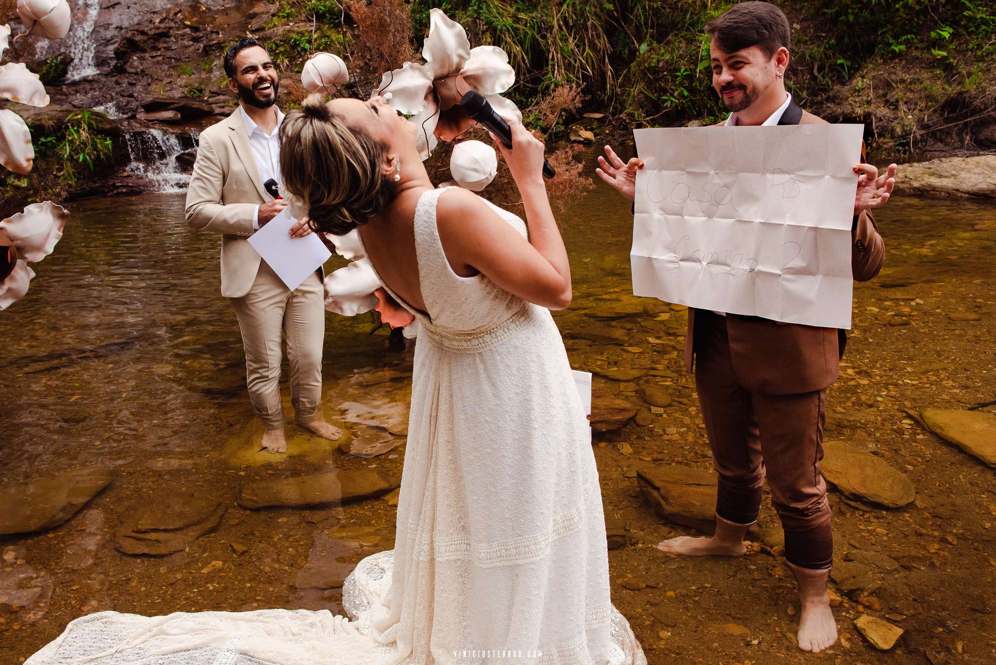 troca de votos dos noivos em um casamento a dois