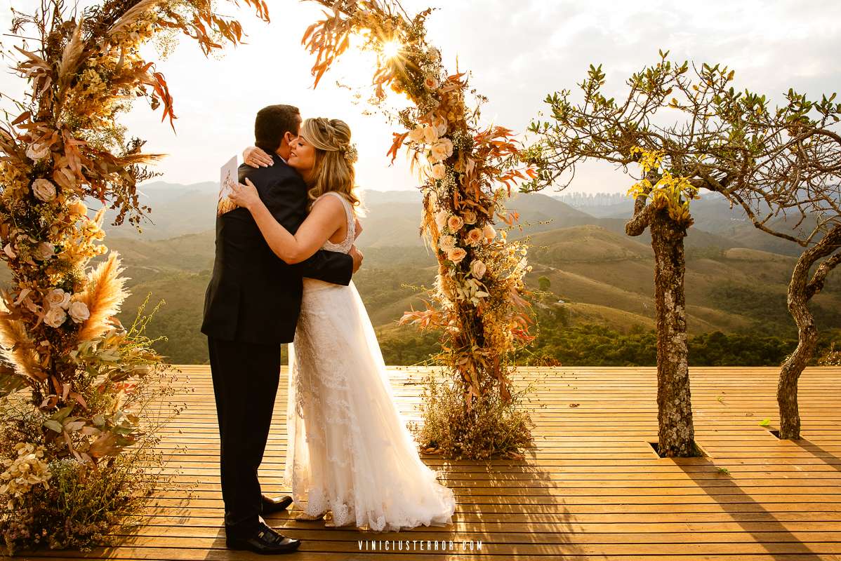 elopement wedding nas montanhas de minas gerais