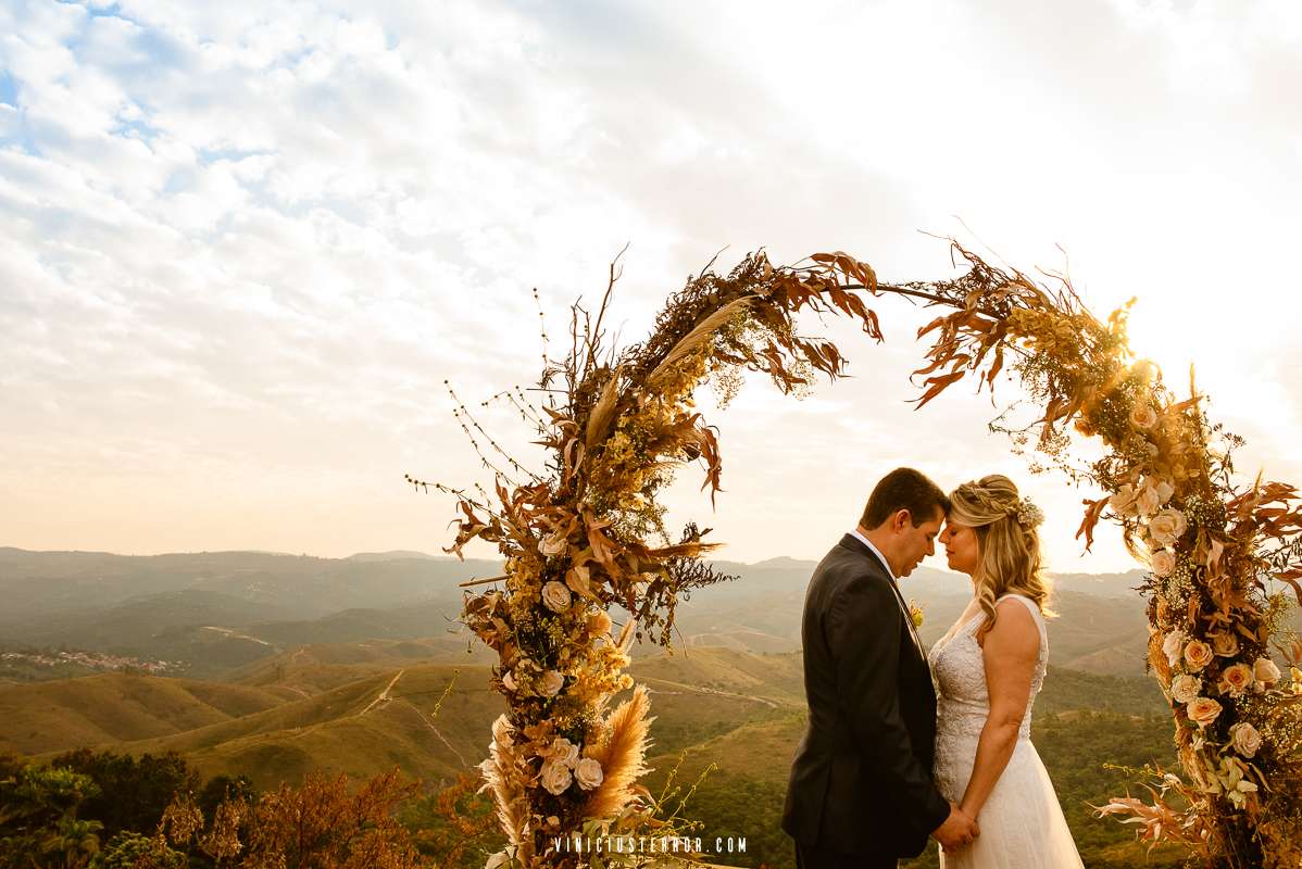 mini wedding no mar de morros em nova lima