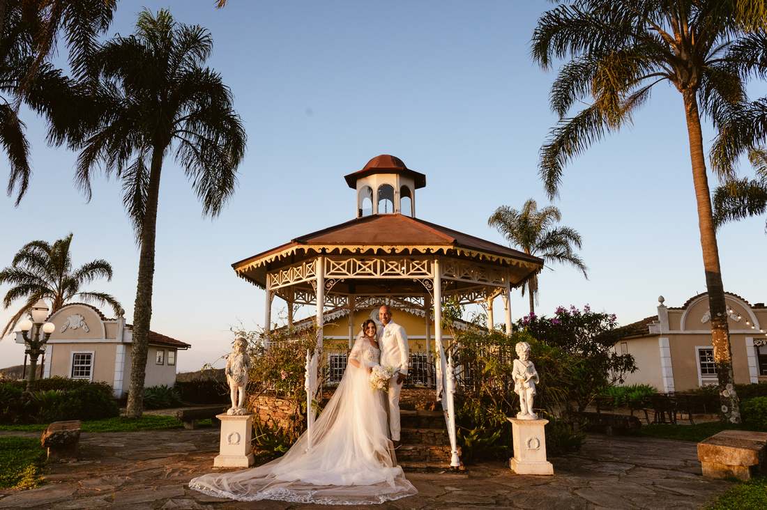 fotos de casamento na vila relicário. Fotógrafos de casamento em ouro preto.
