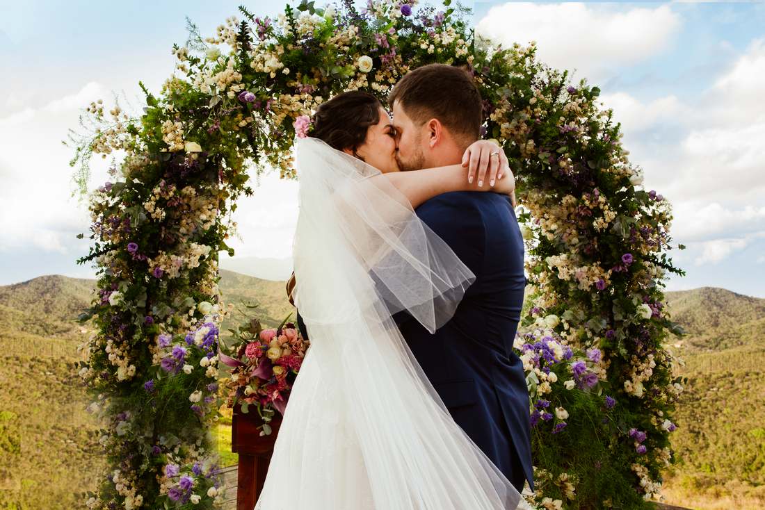 fotos de casamento na vila relicário. Fotógrafos de casamento em ouro preto.