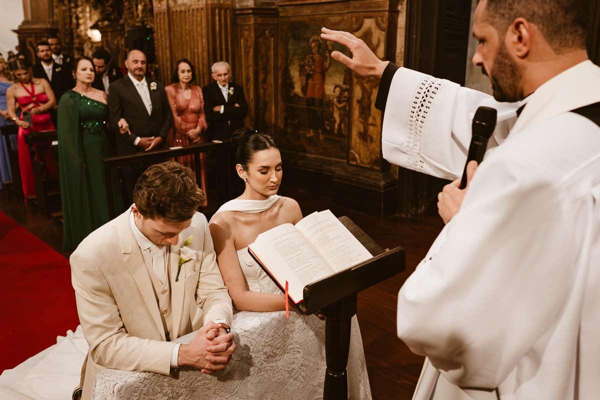 fotografia de casamento em ouro preto igreja do pilar 47